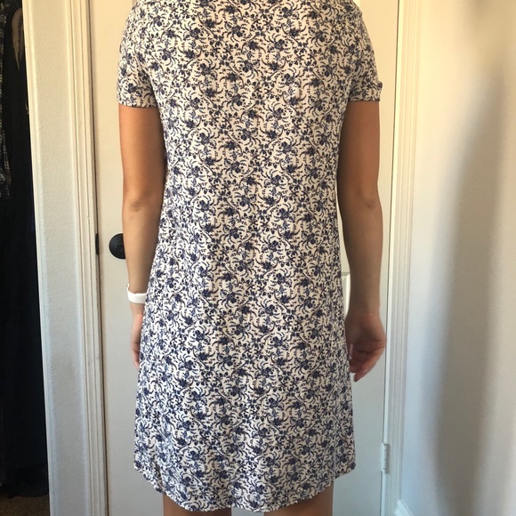 Dress - Picture 2 of 5